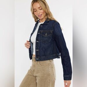 Vtg Y2K denim jacket by LEI